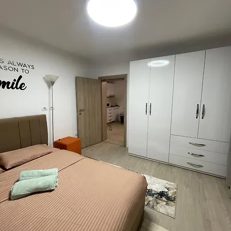 Boulevard Access Apartment