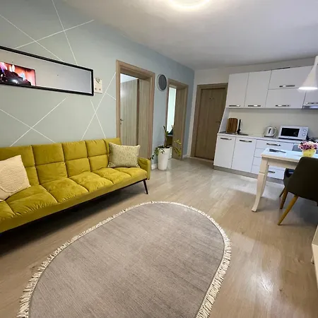 Apartment Boulevard Access Tirana